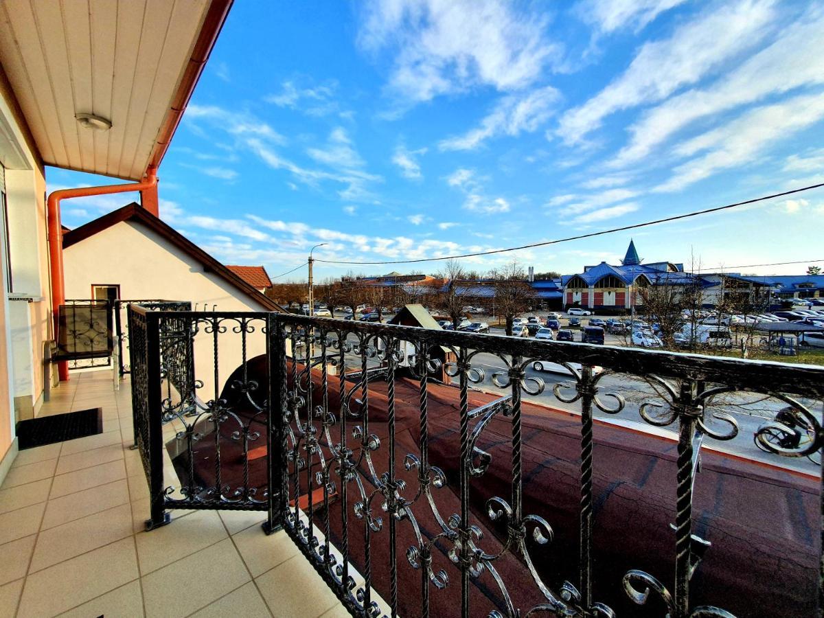 Hotel Éva Panzió Sárvár Esterno foto