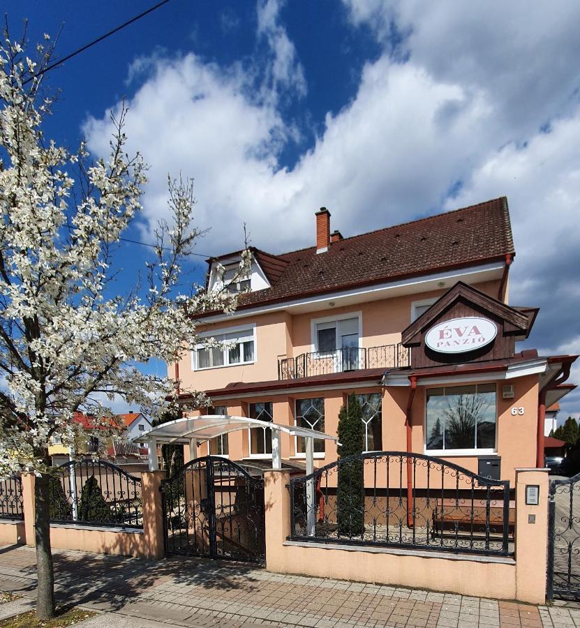Hotel Éva Panzió Sárvár Esterno foto